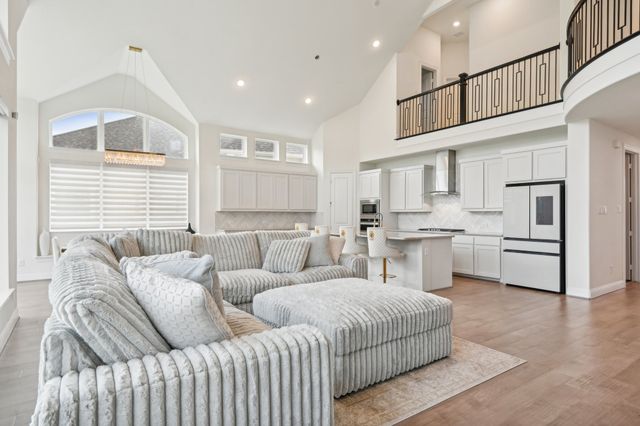925 Oglethorpe Lane, Savannah, TX 76227