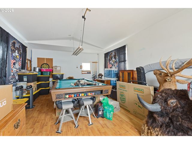 416 GLEN Ave, Sutherlin, OR 97479