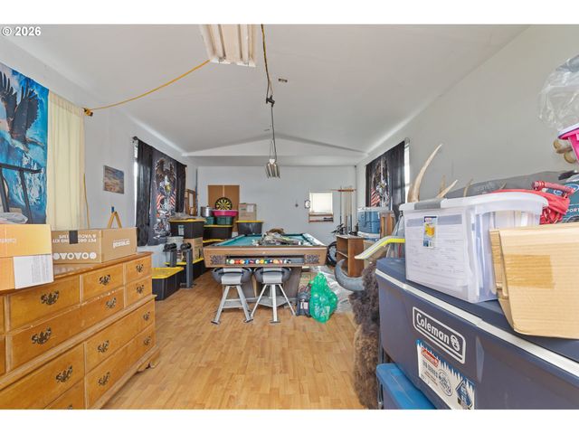 416 GLEN Ave, Sutherlin, OR 97479