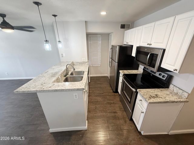 19820 N 13TH Avenue 206, Phoenix, AZ 85027