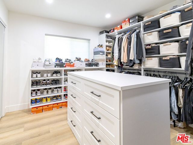 1485 Norwich Avenue, Thousand Oaks, CA 91360