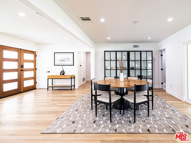 1485 Norwich Avenue, Thousand Oaks, CA 91360