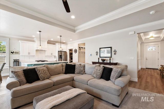 1653 Shoal Point Ave, Middleton, ID 83644