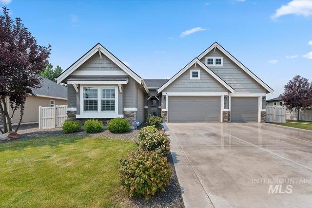 1653 Shoal Point Ave, Middleton, ID 83644