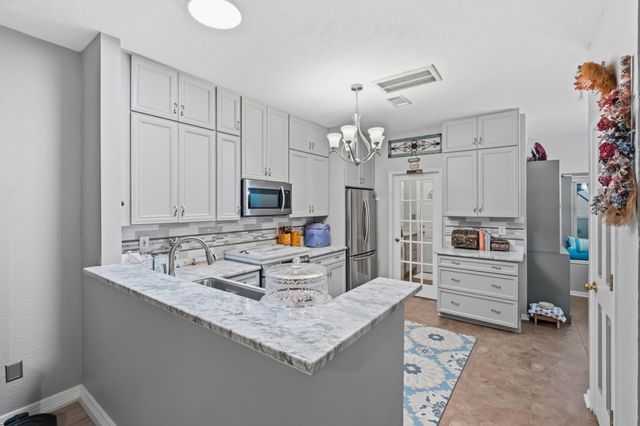 930 Birnham Woods Boulevard, Pasadena, TX 77503
