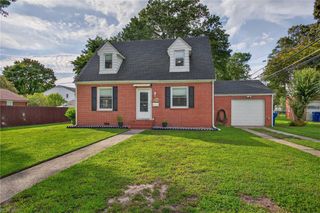 103 Smith LN, Newport News, VA 23601