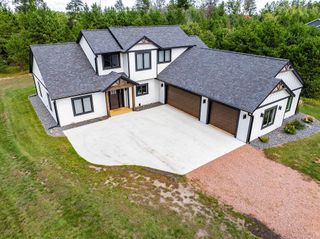 W5730 Waterstone LANE, New Lisbon, WI 53950