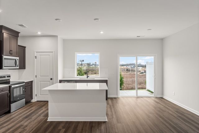 2125 Cheltenham Place, Columbia, TN 38401