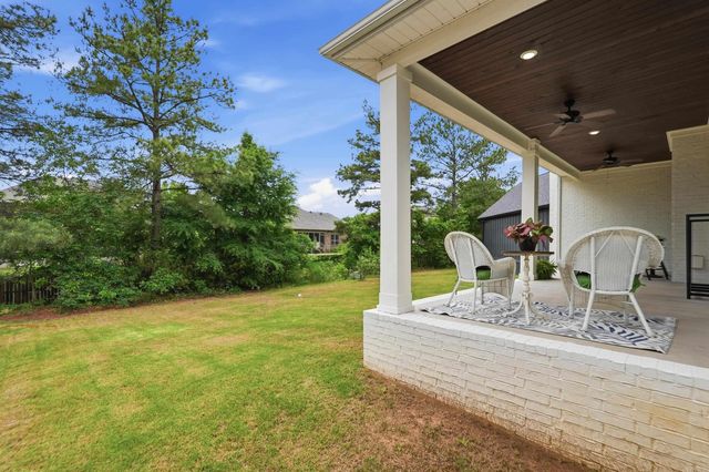 4885 Edgewood Park, Conway, AR 72034