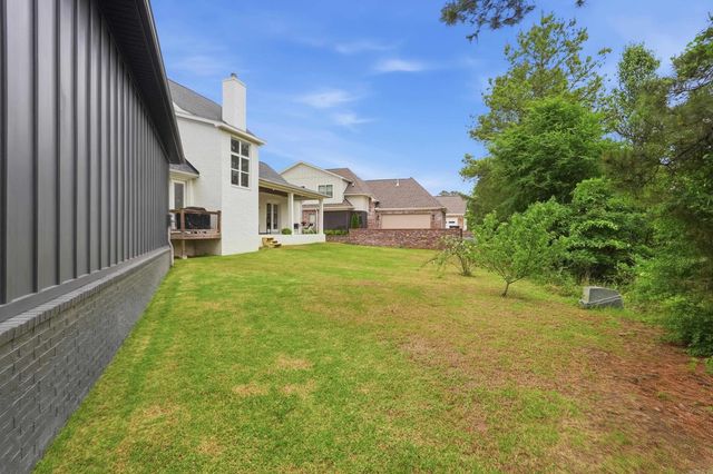 4885 Edgewood Park, Conway, AR 72034