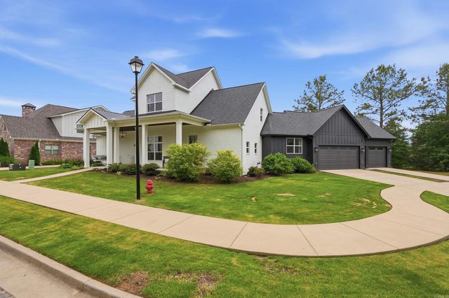 4885 Edgewood Park, Conway, AR 72034