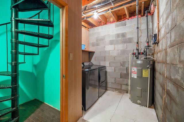 1385 Lakeside Dr, Smithville, TN 37166