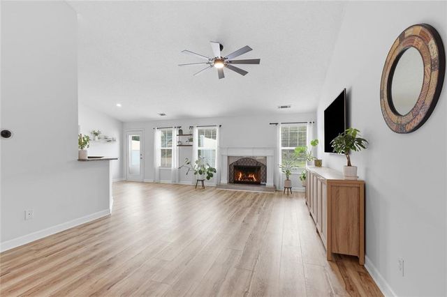 953 Jefferson Walk Circle, Jefferson, GA 30549