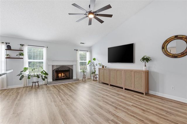 953 Jefferson Walk Circle, Jefferson, GA 30549