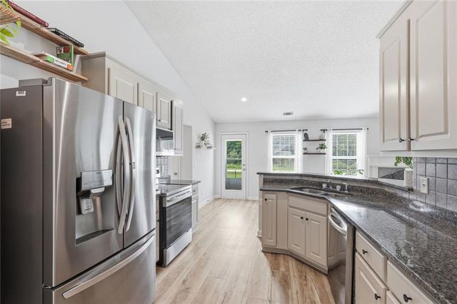 953 Jefferson Walk Circle, Jefferson, GA 30549