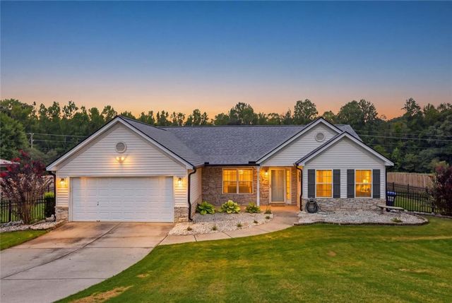 953 Jefferson Walk Circle, Jefferson, GA 30549
