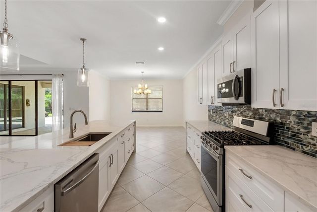 9730 CARNOUSTIE PLACE, Bradenton, FL 34211