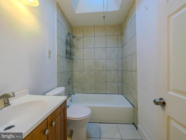 81 HARTLEY RD, Lansdowne, PA 19050