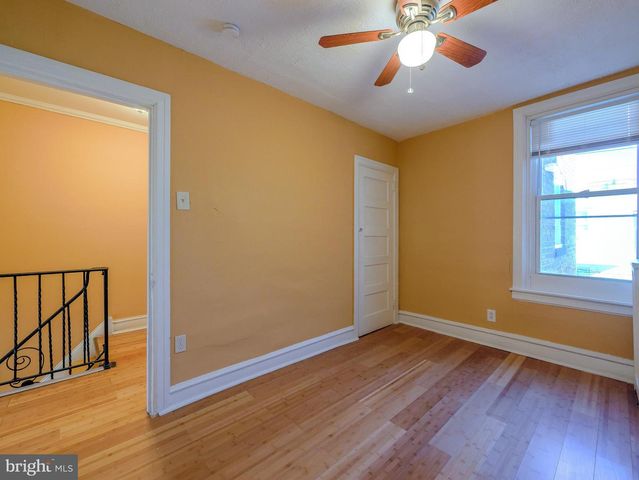 81 HARTLEY RD, Lansdowne, PA 19050