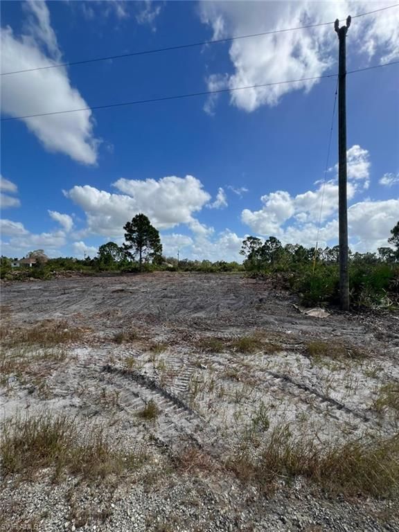 1226 Cellini ST E, LEHIGH ACRES, FL 33974 — exterior