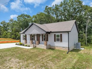 112 Demombreum Circle, Shelbyville, TN 37160