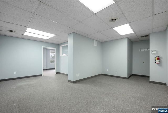 573 Valley Road 5, Wayne, NJ 07470