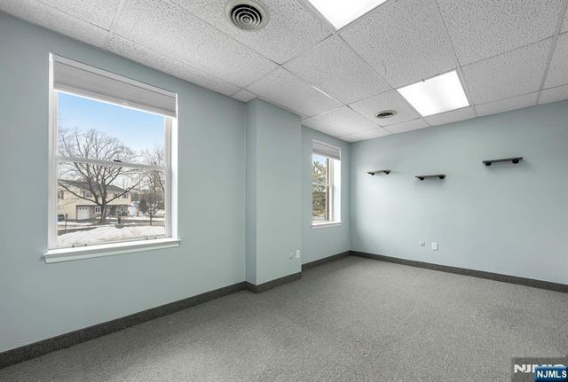 573 Valley Road 5, Wayne, NJ 07470