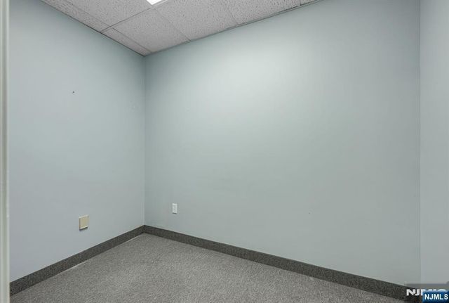 573 Valley Road 5, Wayne, NJ 07470