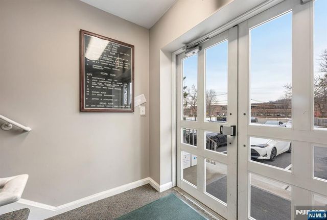 573 Valley Road 5, Wayne, NJ 07470