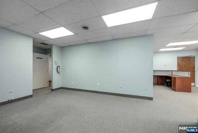 573 Valley Road 5, Wayne, NJ 07470