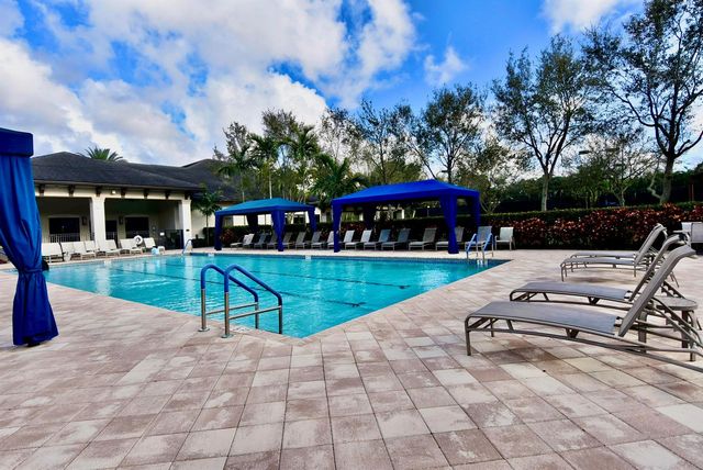 8079 Snowflake Obsidian Trail, Delray Beach, FL 33446