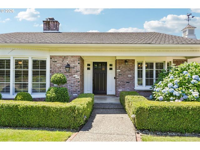 7720 Sw MONTCLAIR Dr, Portland, OR 97225