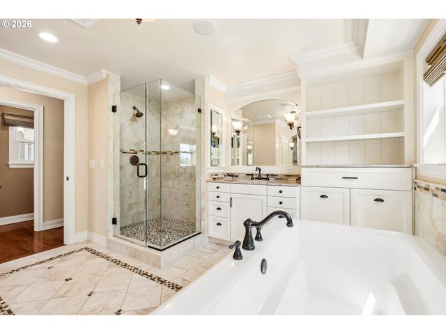 7720 Sw MONTCLAIR Dr, Portland, OR 97225