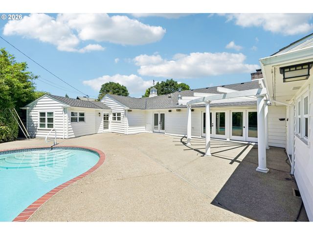 7720 Sw MONTCLAIR Dr, Portland, OR 97225
