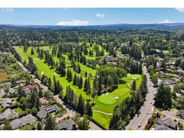 7720 Sw MONTCLAIR Dr, Portland, OR 97225