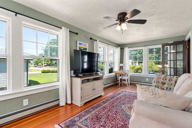 95 Samoset Ave, Mansfield, MA 02048