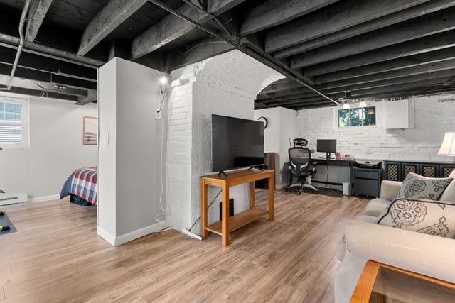 95 Samoset Ave, Mansfield, MA 02048
