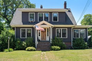 95 Samoset Ave, Mansfield, MA 02048
