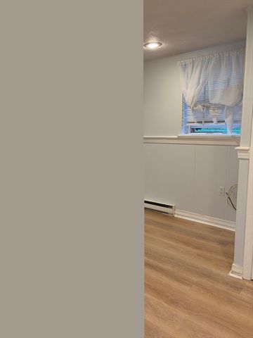 27 Elmwood Park 6, Quincy, MA 02170
