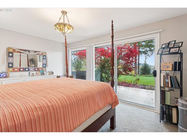 16200 PACIFIC Hwy, Lake Oswego, OR 97034