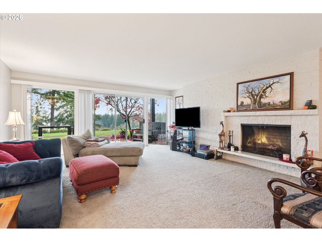 16200 PACIFIC Hwy, Lake Oswego, OR 97034