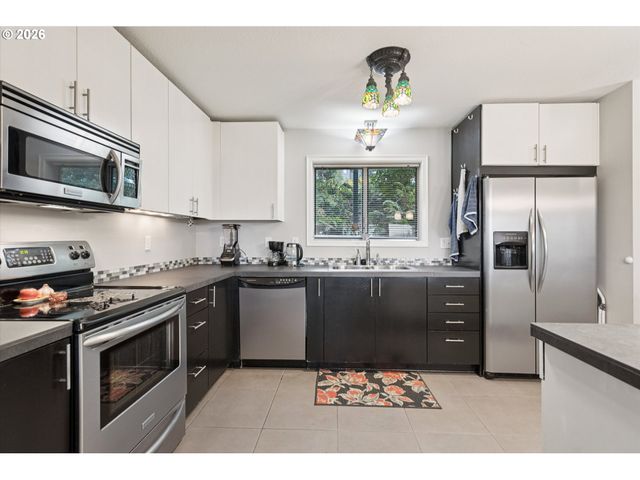 16200 PACIFIC Hwy, Lake Oswego, OR 97034