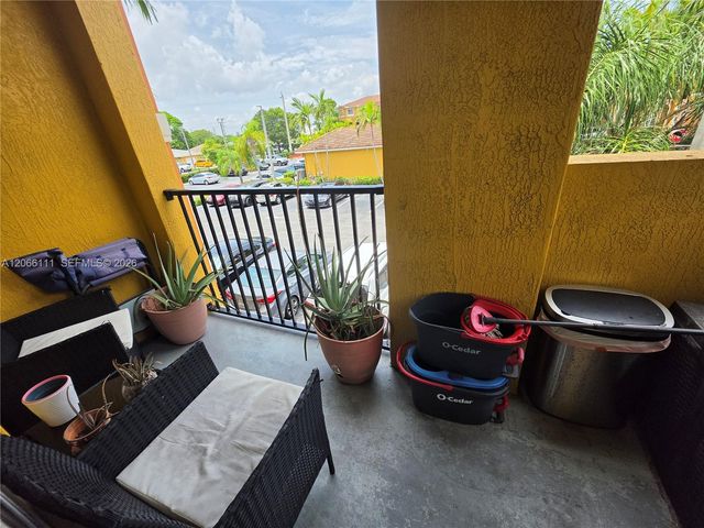 141 NW 2nd Avenue 2, Hallandale Beach, FL 33009