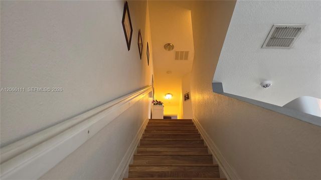 141 NW 2nd Avenue 2, Hallandale Beach, FL 33009