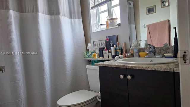 141 NW 2nd Avenue 2, Hallandale Beach, FL 33009