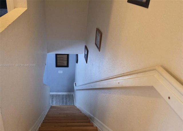 141 NW 2nd Avenue 2, Hallandale Beach, FL 33009