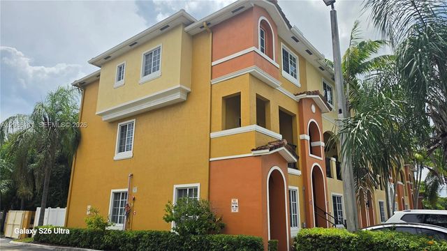 141 NW 2nd Avenue 2, Hallandale Beach, FL 33009