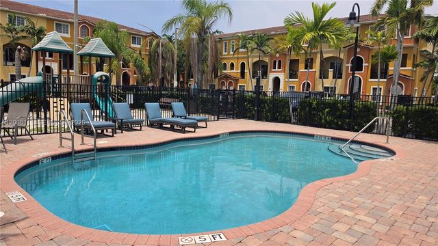 141 NW 2nd Avenue 2, Hallandale Beach, FL 33009