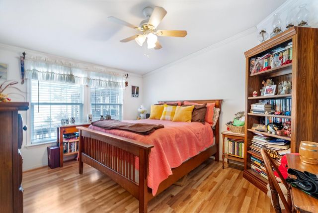 214 Victoria Dr, Amherst, VA 24521