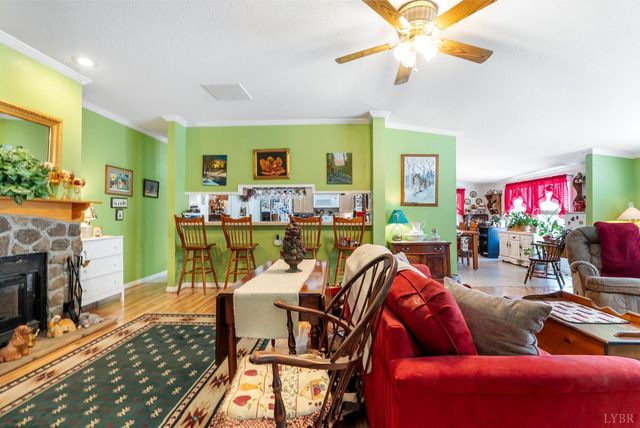 214 Victoria Dr, Amherst, VA 24521